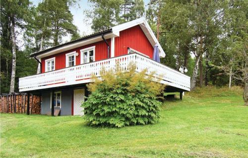 Holiday Home Klockareg�rden �reryd Hestra