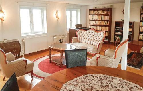 Four-bedroom Holiday Home In Hammenhog
