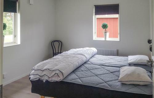 Three-bedroom Holiday Home In Ljungby
