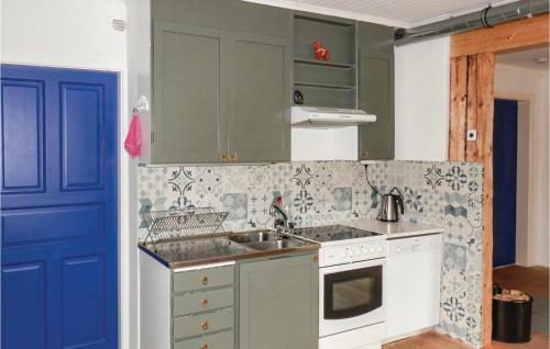 Two-bedroom Holiday Home In Lakene