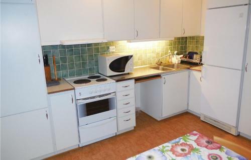 One-bedroom Apartment Kivik 0 06