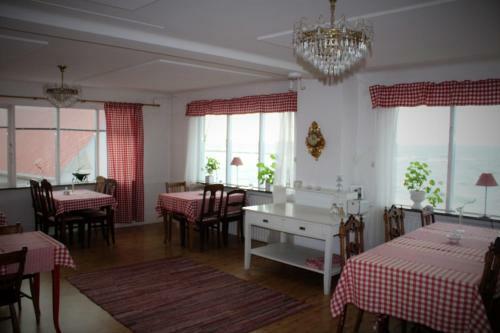 Bed & Breakfast Pensionat Strandg�rden
