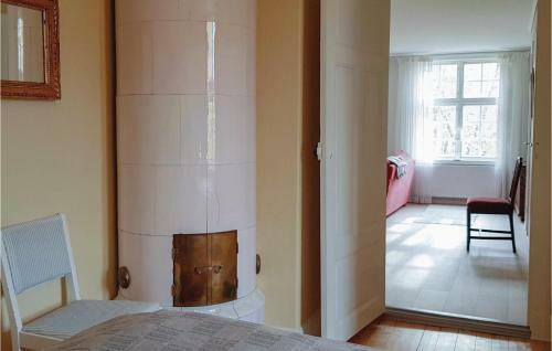 Three-bedroom Holiday Home In Mantorp