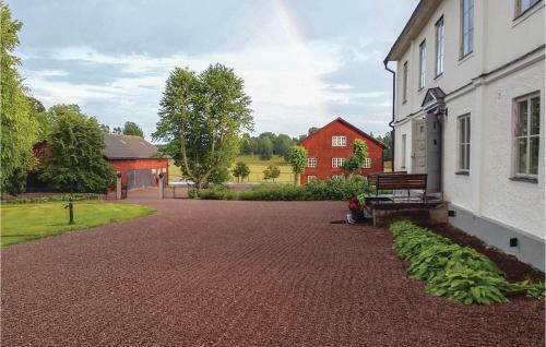 Three-bedroom Holiday Home In Mantorp