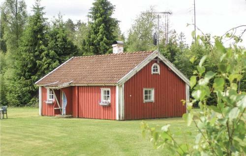One-bedroom Holiday Home In Sjotofta