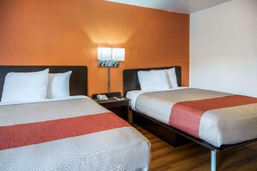 Motel 6 - Opelika