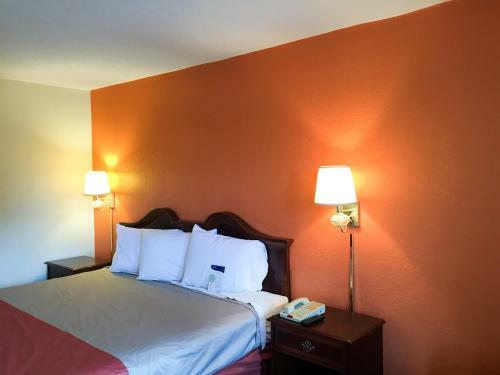 Motel 6 - Opelika