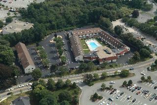 Hotel The Admiralty Inn & Suites