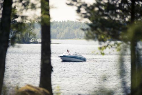 Albergue Lunedet Camping Caf� Restaurang Ab