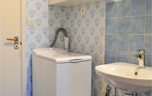 Three-bedroom Holiday Home In Norrtalje