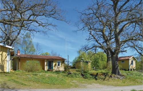 Three-bedroom Holiday Home In Norrtalje