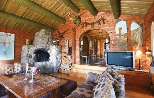 Four-bedroom Holiday Home In Nol
