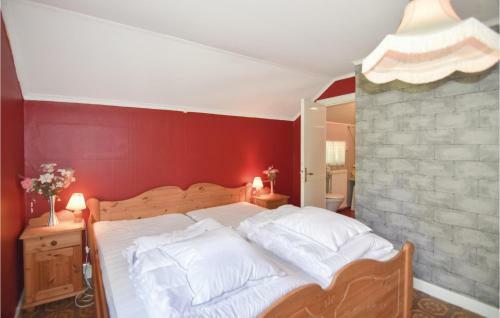 Two-bedroom Holiday Home In Munkfors