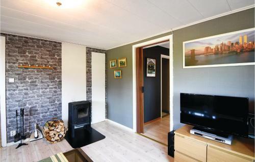 Two-bedroom Holiday Home In Vase