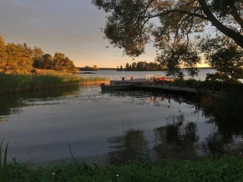 �ngs� Fishermans Cottage