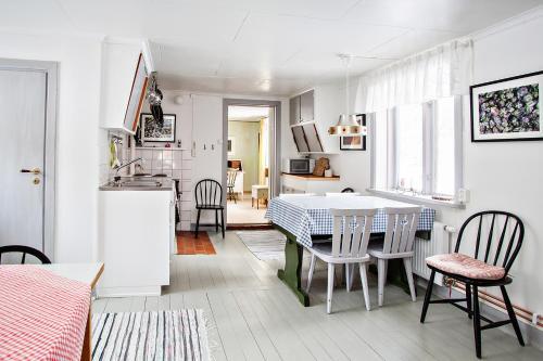 �ngs� Fishermans Cottage