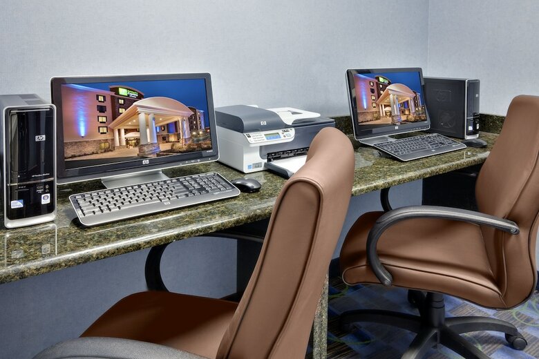 Holiday Inn Express Hotel & Suites Williamsport