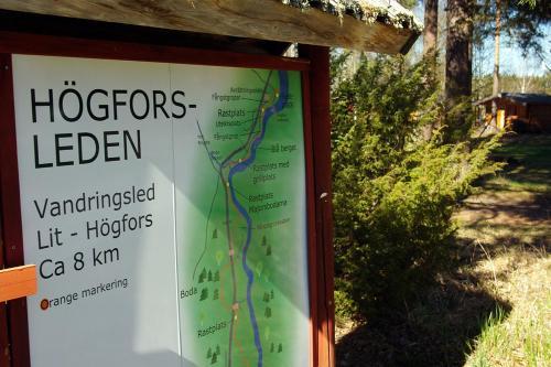 Lits Camping, Stugby Och Kanot