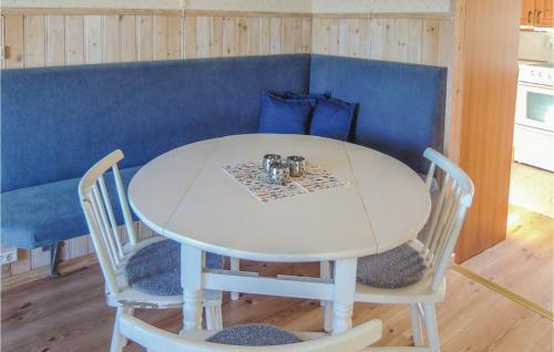 Three-bedroom Holiday Home In Liatorp