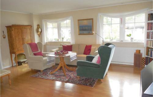 Three-bedroom Holiday Home In Ahus