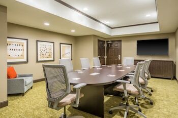 Hotel Staybridge Suites Kansas City-independence