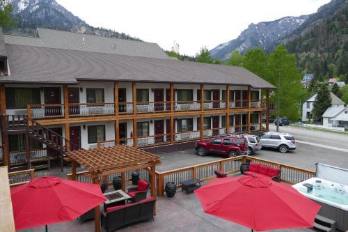 Matterhorn Inn Motel