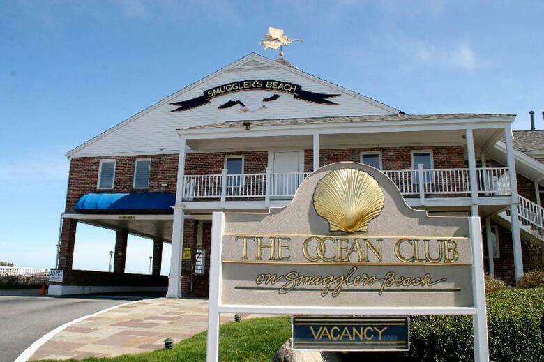 Hotel The Ocean Club On Smugglers Beach
