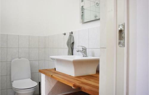 One-bedroom Apartment In Glemmingebro