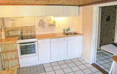Holiday Home Olofshylte Hjorten L�nashult