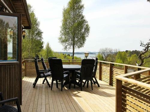 Three-bedroom Holiday Home In Svanesund 3