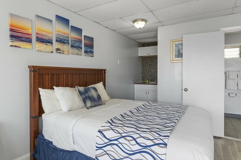 America's Best Value Inn Mt Royal Motel