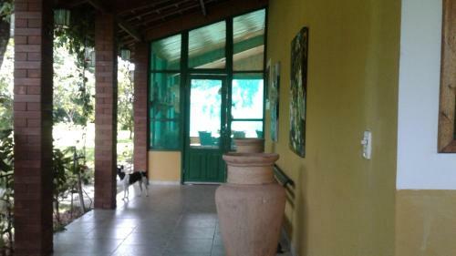 Hostal Casa De Campo Charme Da Serra Da Bodoquena