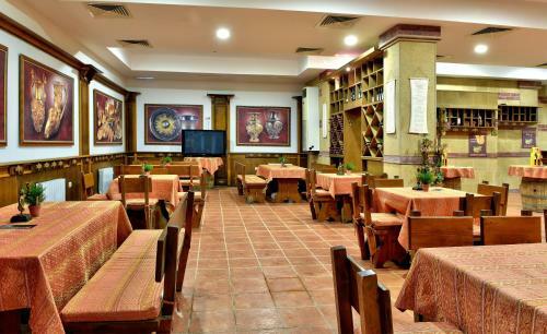 Hotel Estreya Palace