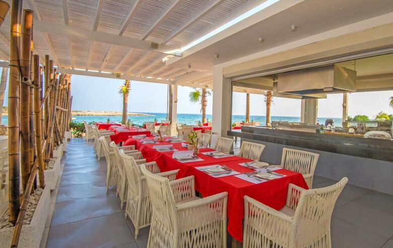 Hotel Dome Beach Resort