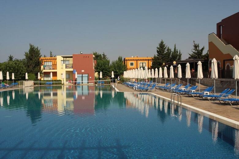 Hotel Panas Holiday Village