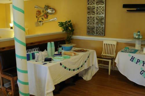 Bed & Breakfast Acorn Hill Lodge And Spa