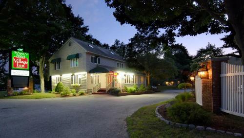 Bed & Breakfast Wren's Nest Village Inn