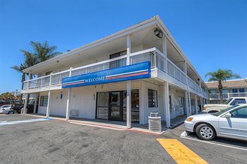 Motel 6 Santa Ana