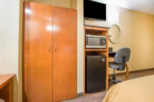 Hotel Quality Inn And Suites North/polaris