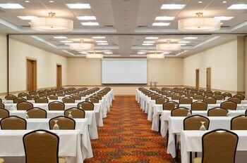 Hotel Toftrees Golf Resort And Conference Center