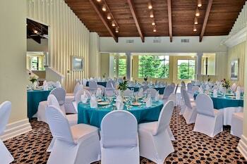 Hotel Toftrees Golf Resort And Conference Center