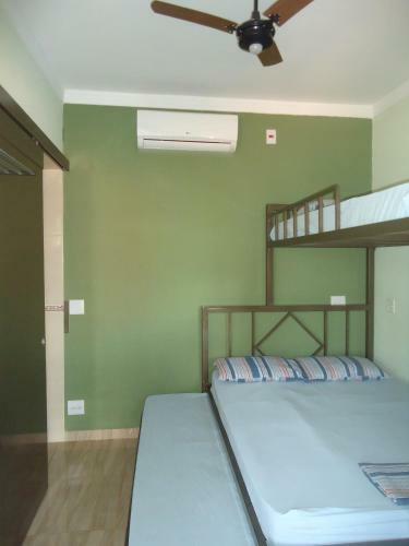 Hostal Menina Mo�a Suites