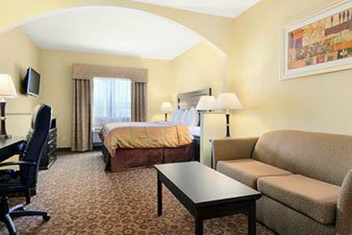 Hotel Baymont Inn And Suites Tyler