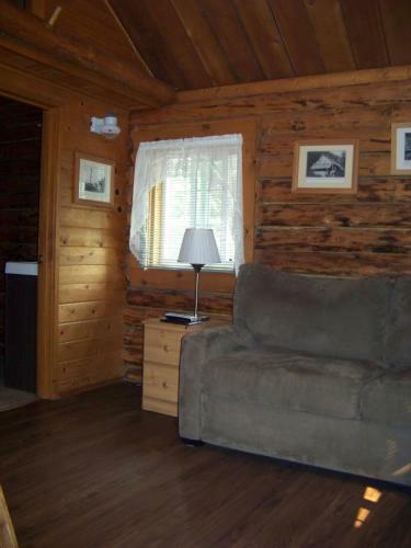 Box Canyon Cabins