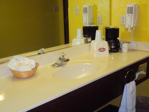 Hotel Country Hearth Inn - Bowling Green