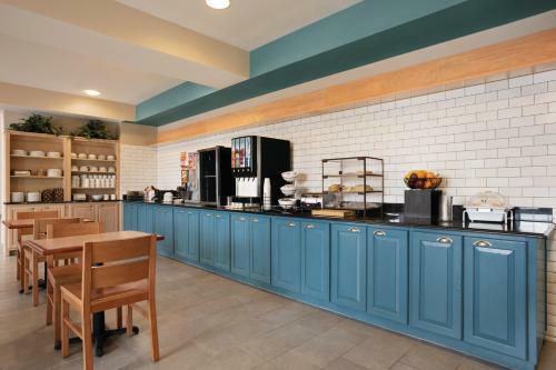 Hotel Country Inn & Suites Bowling Green