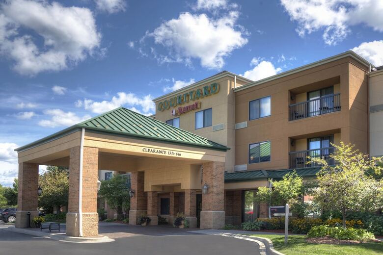 Hotel Courtyard By Marriott Traverse City
