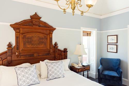 Hotel Brass Key Guesthouse