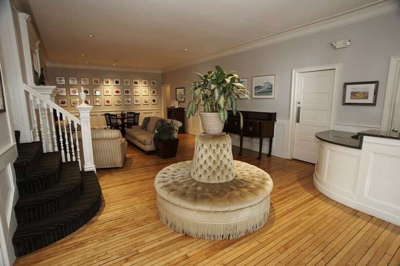 Hostal Anchor Inn Beach House