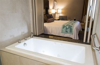 Hotel Win-river Resort And Casino